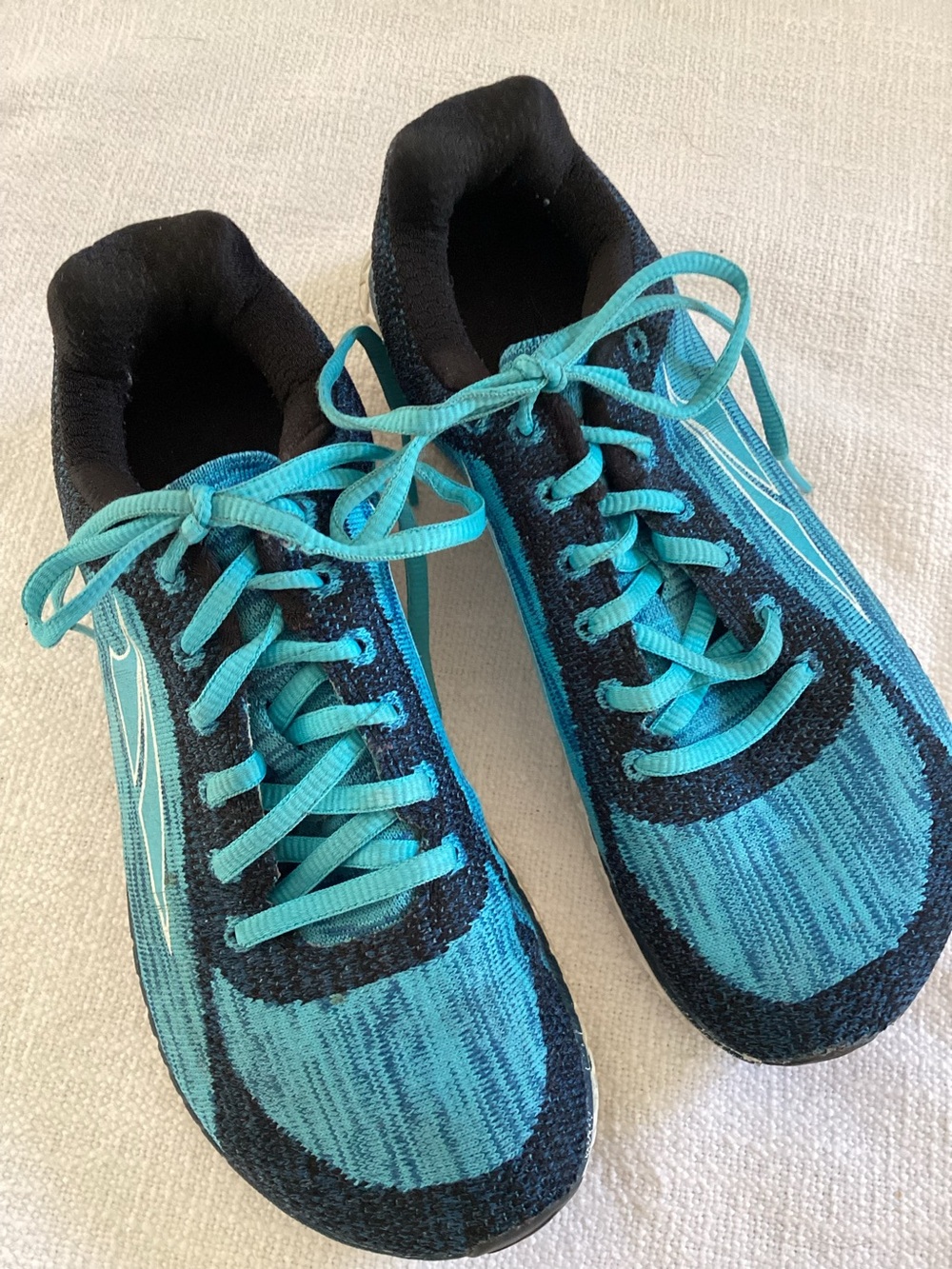 Altra Escalante Women's Zero Drop Running Shoes AFW1733G-1 Blue Black Size 6.5